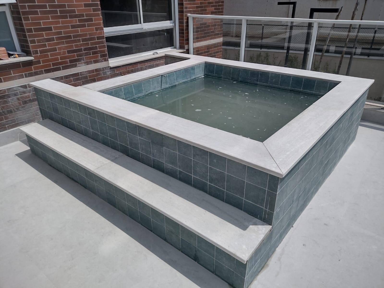 2ff91276-b8e7-4f58-8526-c1cf5560c6aa.jfif